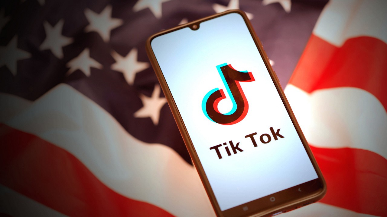 Microsoft âm thầm đi đêm với Tổng thống Trump để được quyền mua TikTok 
